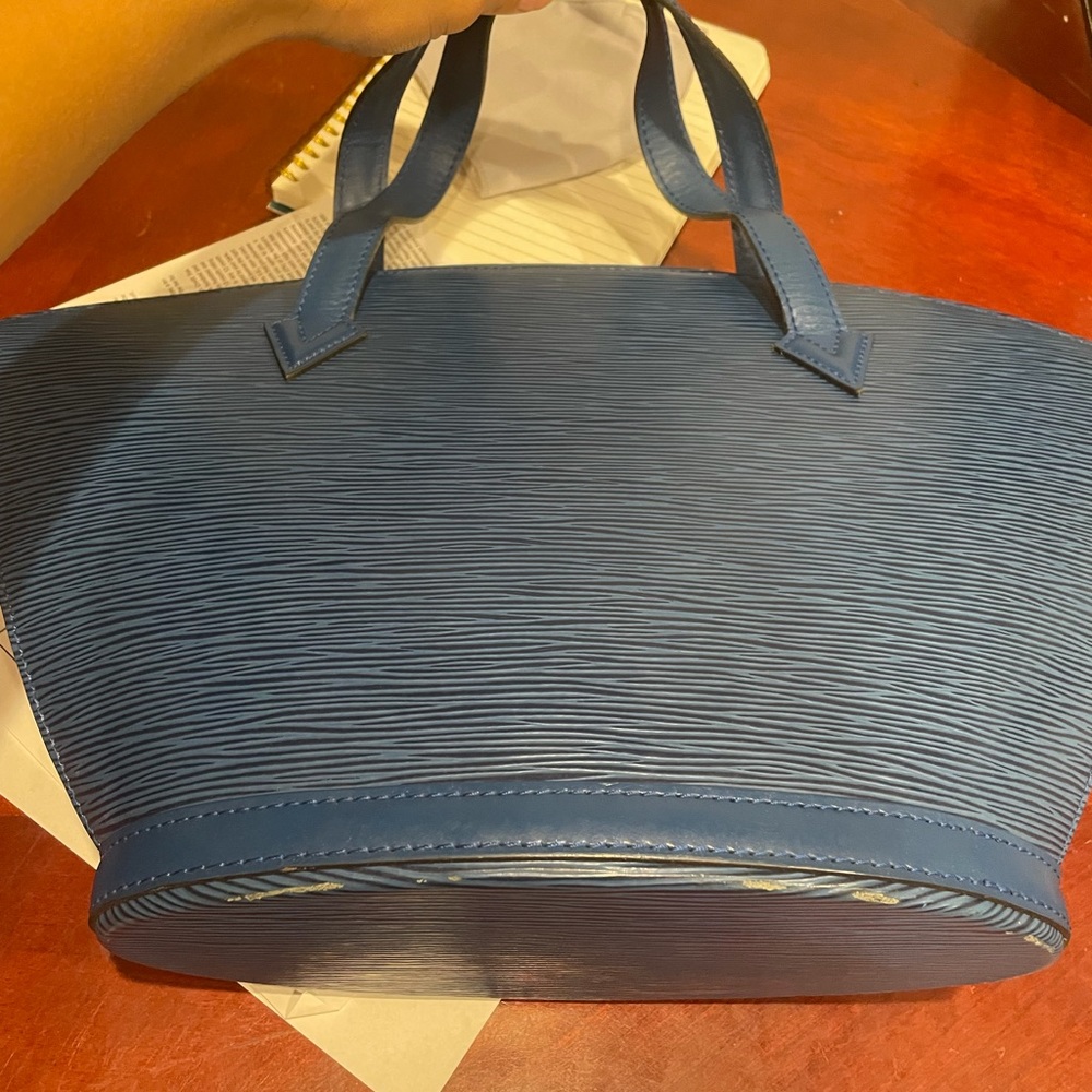 Louis Vuitton Blue Handbag - Picture 13 of 13